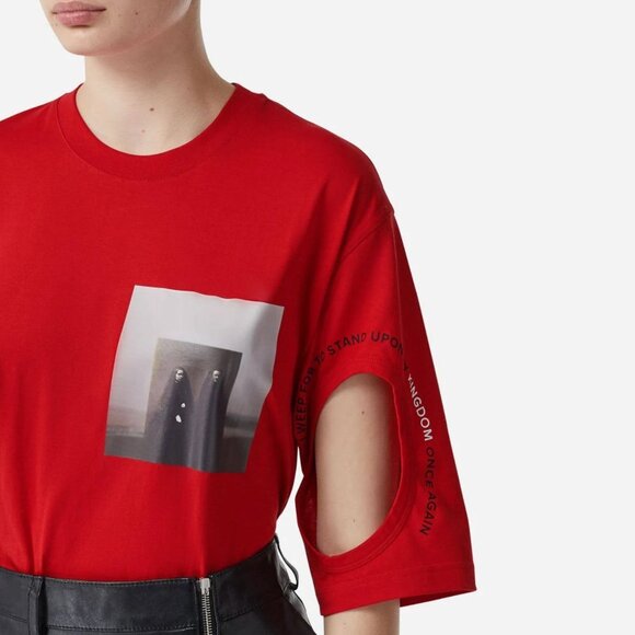 NWT Burberry Carrick Ladies Bright Red Cut-out Oversized T-shirt Small - Picture 2 of 7